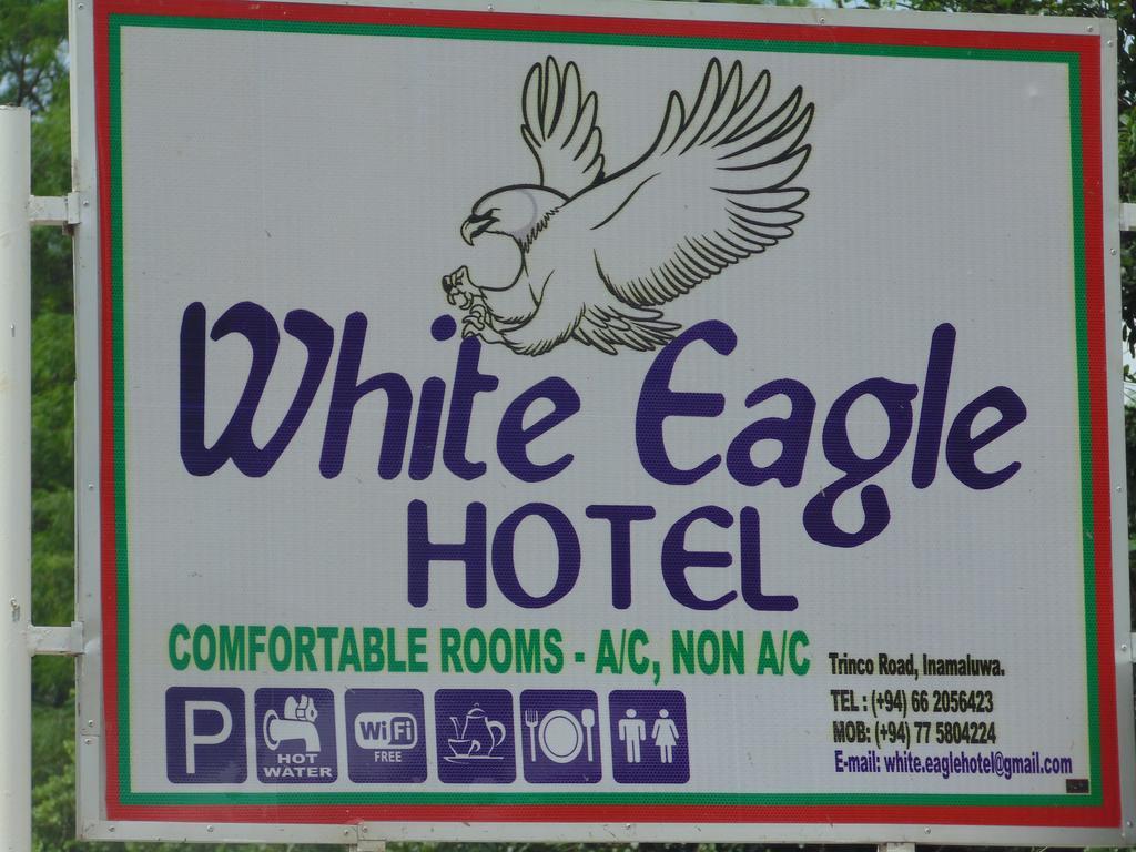 White Eagle Hotel 锡吉里亚 外观 照片